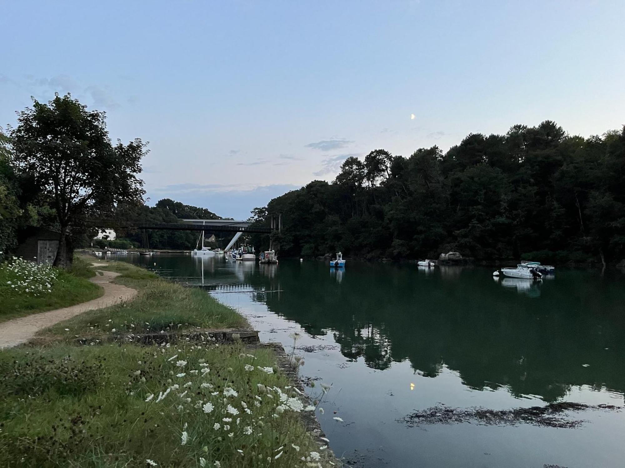 Appartement T2 Vue Sur La Riviere Avec Garage Privatif - Port De Saint-Goustan Auray Kültér fotó